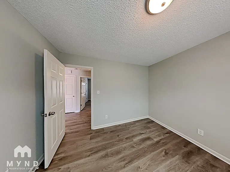 512 Basswood Way — Photo 11
