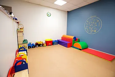 Rented by Royal Operation System