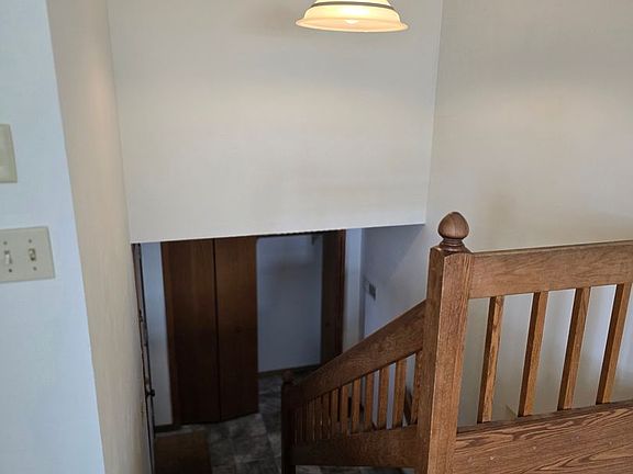 4th image of 1627-1629 Rustic Dr
