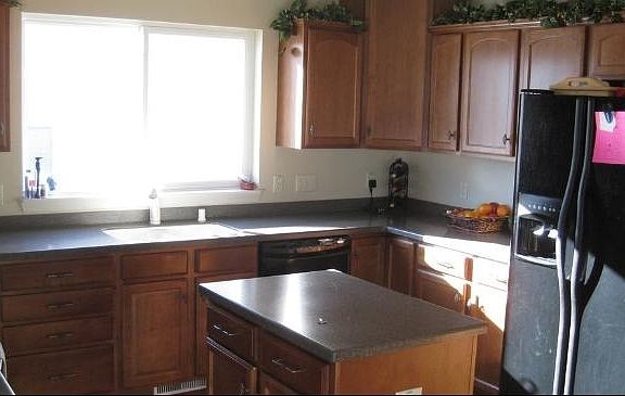 3rd image of 3917 Oxbow Dr