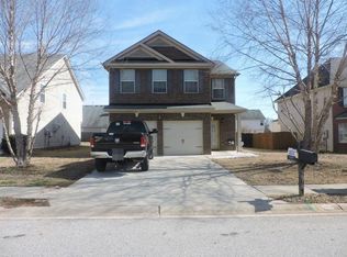 1878 Sawgrass Dr, Hampton, GA 30228