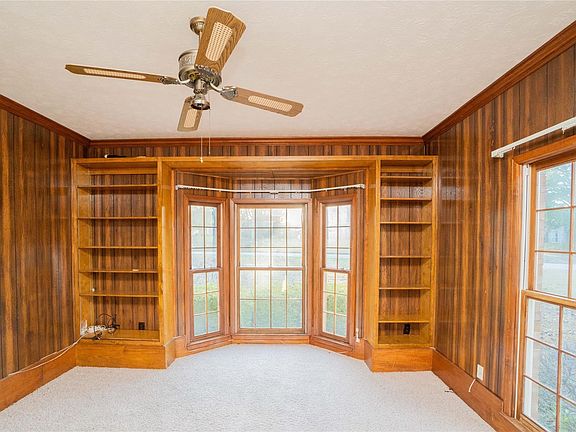 4th image of 6661 Hollis Dr