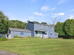 175 Oak Hl, North Adams, MA 01247