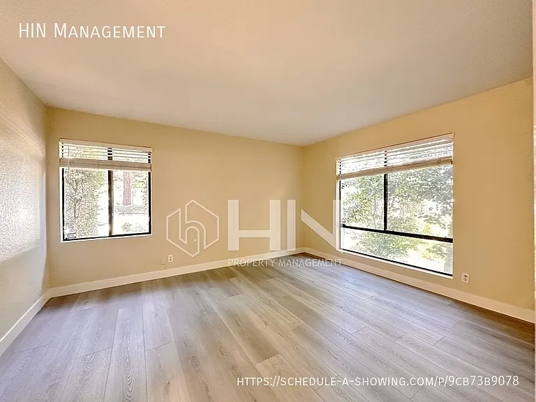 1659 Braddock Ct #- — Photo 14