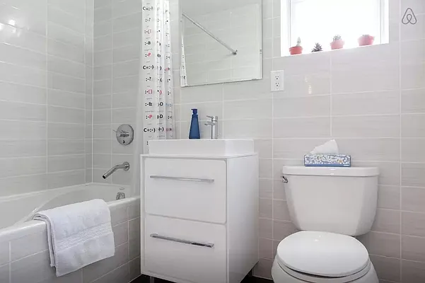 Rented by LG Fairmont Group | media 22