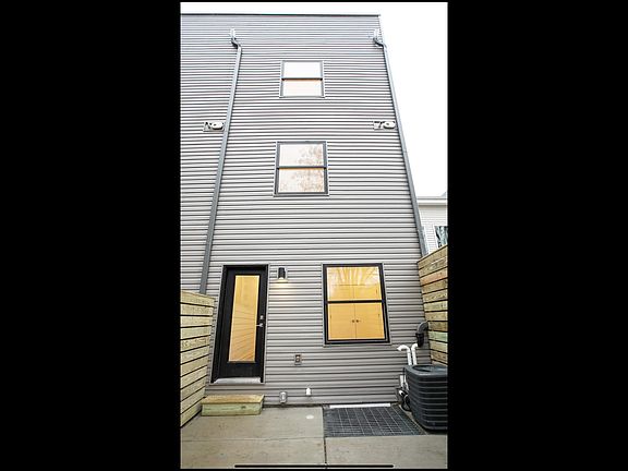 4th image of 966 N Marshall St APT A