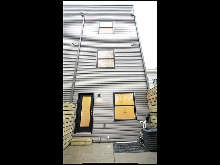 964 N Marshall St #A — Photo 3