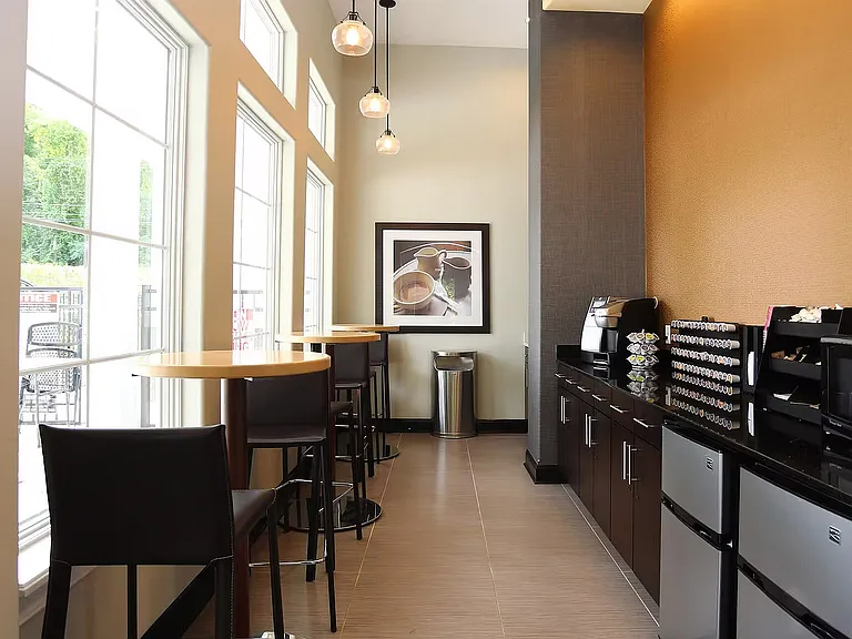 The Kensington at Halfmoon — Photo 20