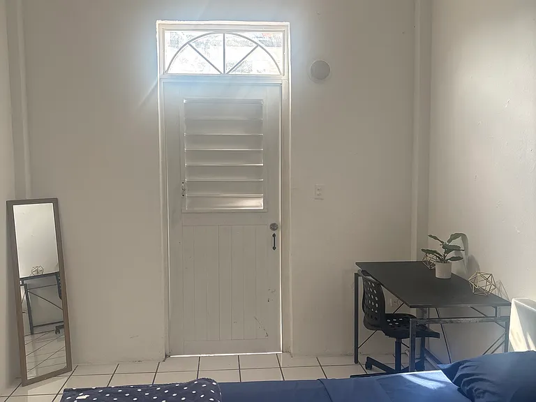 724 Calle Cerra #B7 — Photo 6