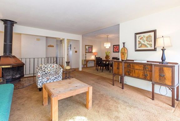 3rd image of 3649 Bassett Ct