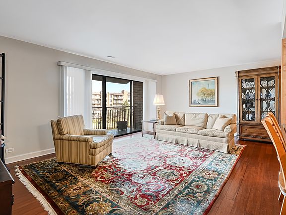 5th image of 301 Lake Hinsdale Dr APT 411