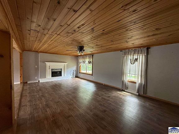 4th image of 4979 S Robinson Pl