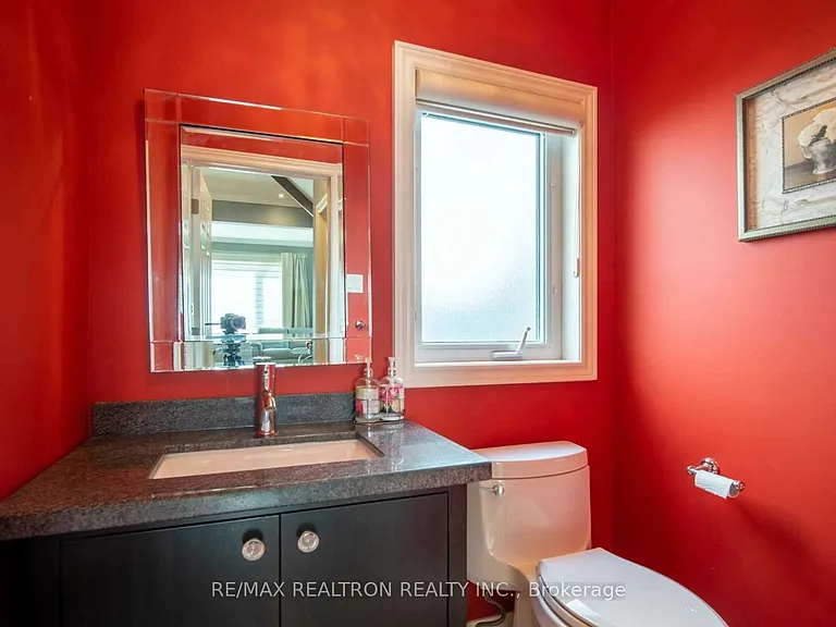18 Ravine Edge Dr — Photo 15