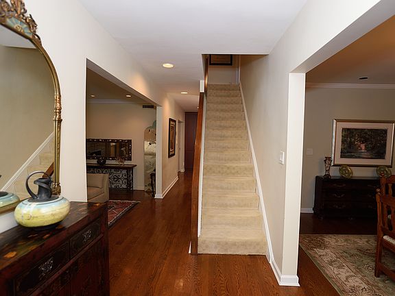 4th image of 8538 Wicklow Pl