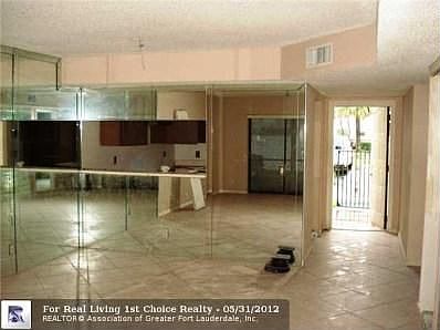 4th image of 705 Republic Ct