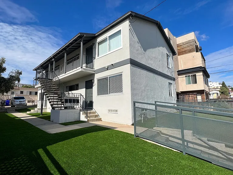 5836 Lauretta St — Photo 2