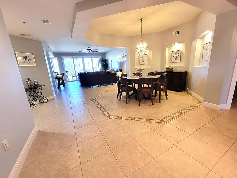 6081 Silver King Blvd #302 — Photo 6