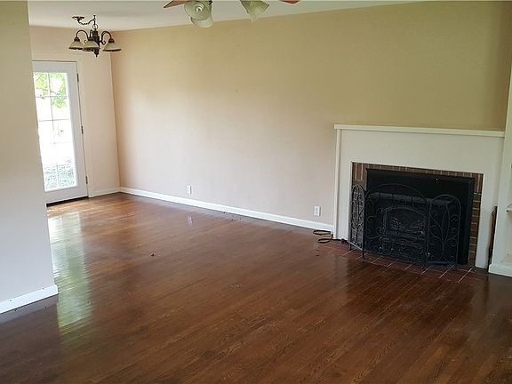 2nd image of 721 Sidney St