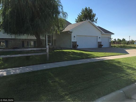 3rd image of 1314 Aspen Ln