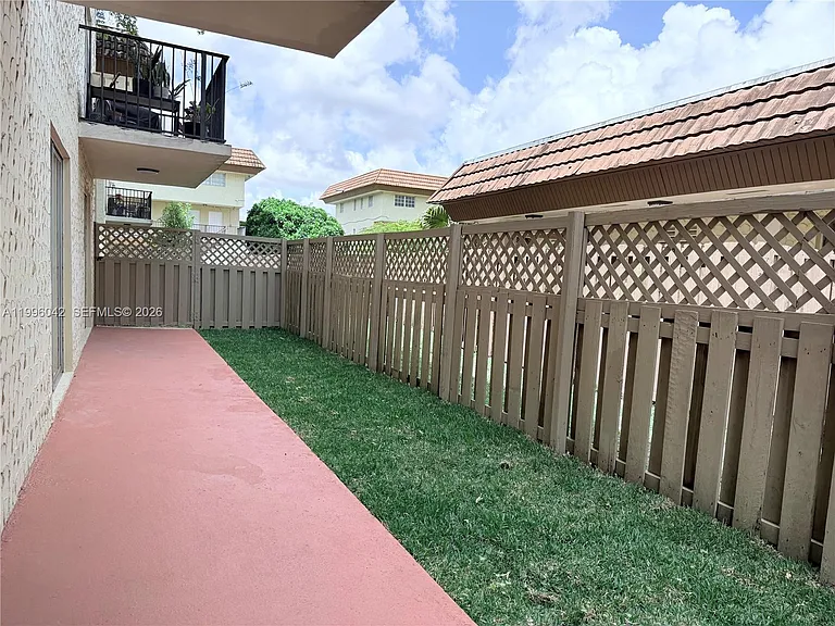 8550 SW 109th Ave #5-114 — Photo 10
