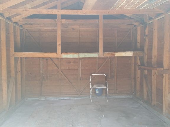 4th image of 1426 Doris St