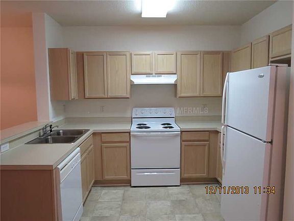 3rd image of 6019 Osprey Lake Cir