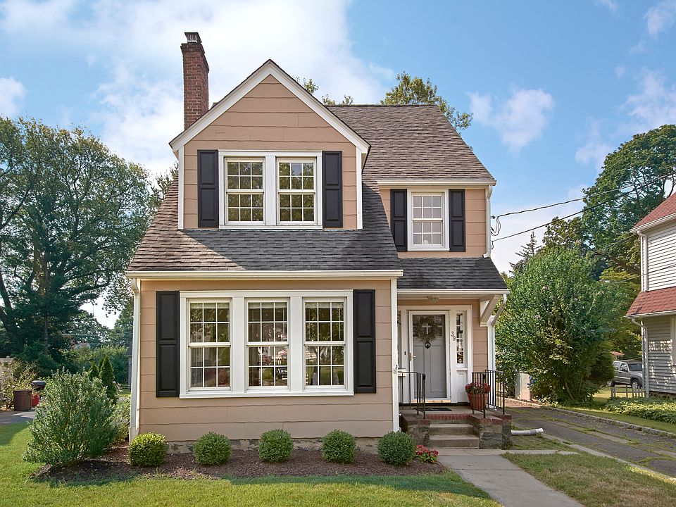 1st image of 39 Hobart Ave