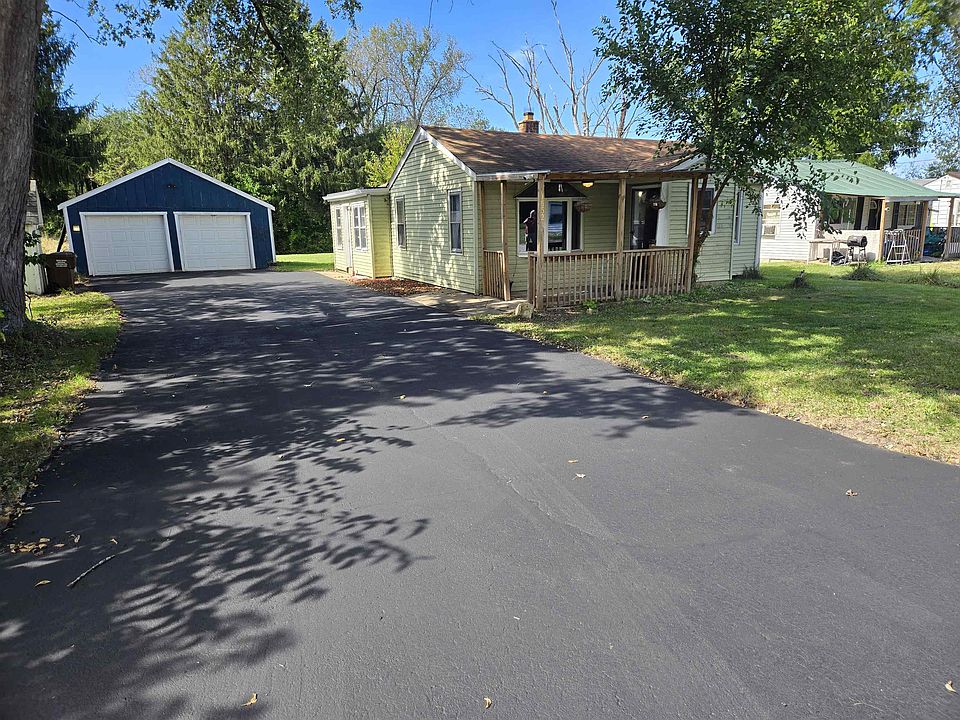 1st image of 1552 Willard Ave