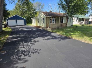 1552 Willard Ave, Rockford, IL 61101