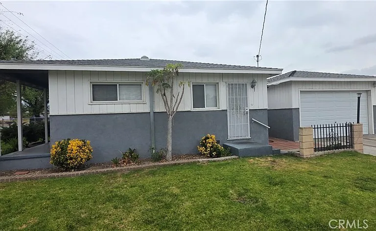 7815 Mango Ave — Photo 2