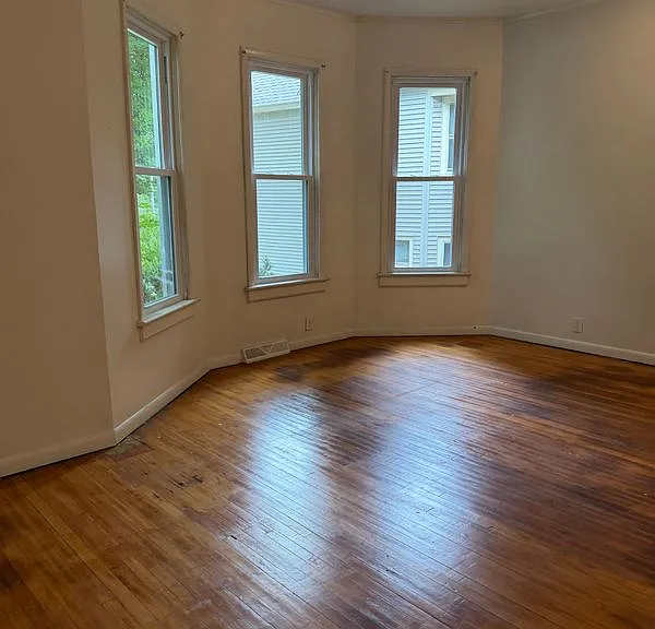 214 Market St #1 — Photo 8