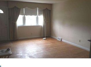 3257 Holme Ave, Philadelphia, PA 19114