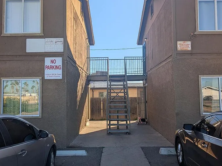 7160 N 53rd Ave — Photo 18