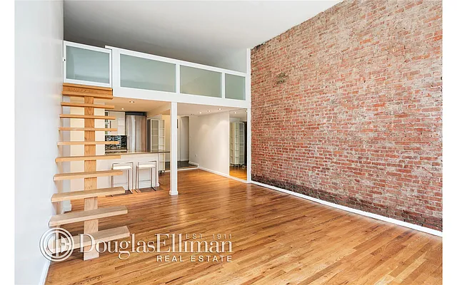 Sold by Douglas Elliman | media 21