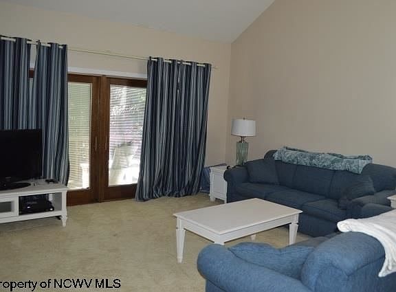 4th image of 403 Lakeview Estate Townhomes