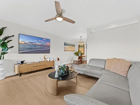 900 Atlantic Shores Blvd APT 116, Hallandale Beach, FL 33009