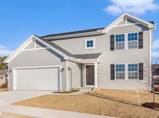 541 Snow Pine Ct, Cedar Springs, MI