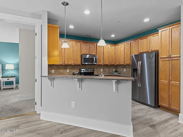 2537 Saint James Dr SE #102 — Photo 5