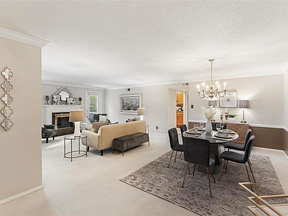 5th image of 1521 Hedgeford Dr APT 13