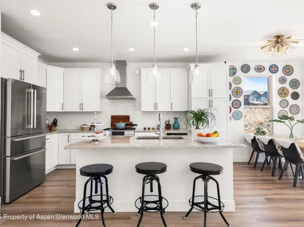 97 Blue Heron Dr, Glenwood Springs, CO 81601