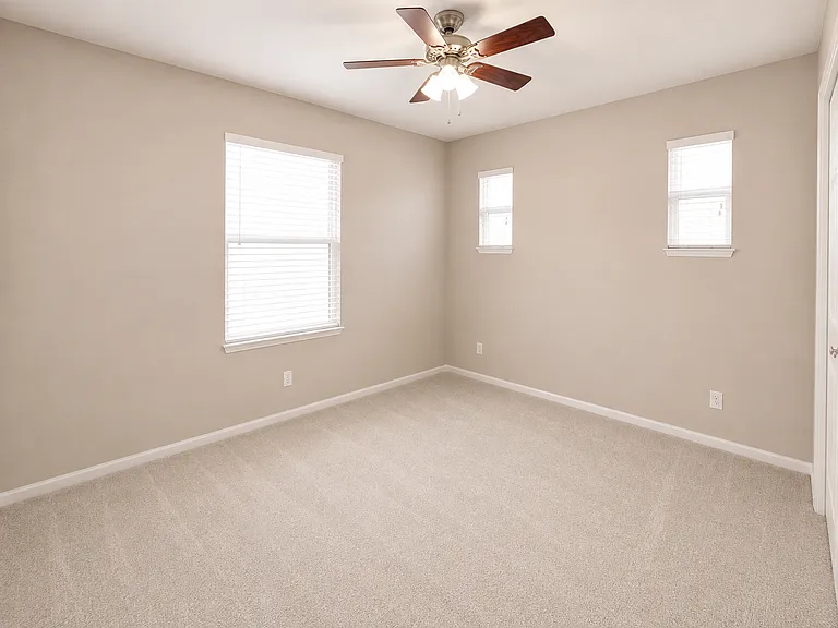 17011 Calle Trevino #5 — Photo 11