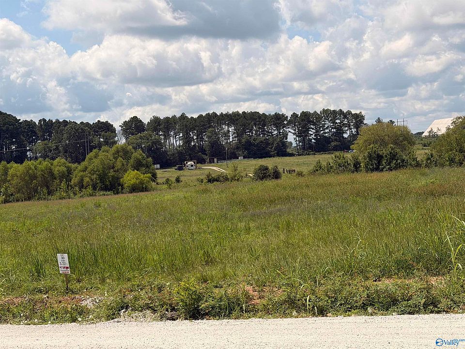 2nd image of 30 County Road 158