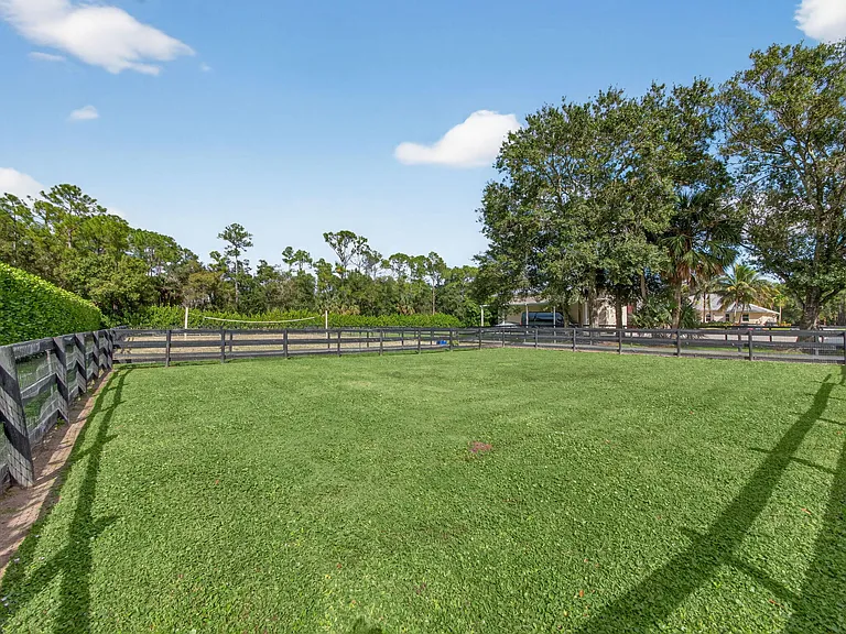 17593 Winterhawk Trl — Photo 32