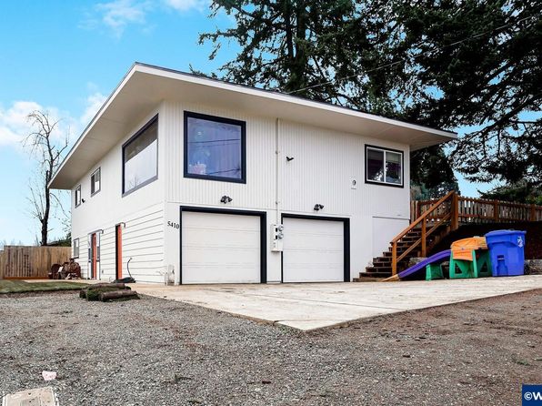 salem-oregon-2052853867 picture