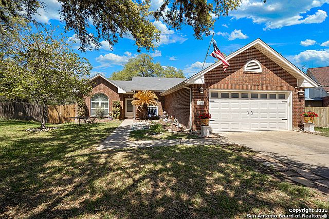 1st image of 8633 Wood Fls