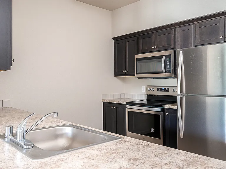 Alderbrook Apartments — Photo 13
