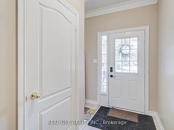 3rd image of 9 Ruskov Ln