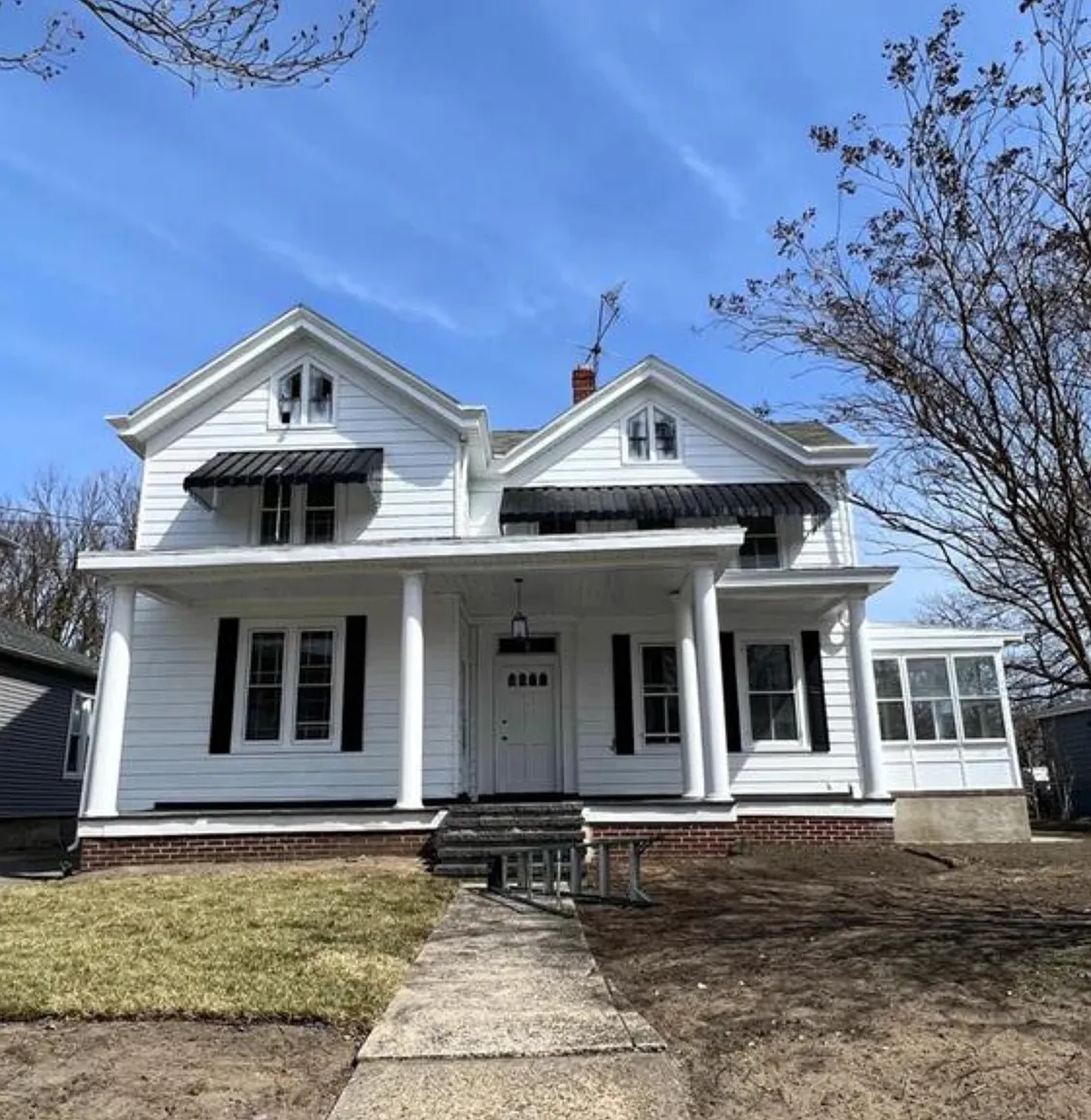 5 bed, 2188 sqft, $2,900 — Photo 1