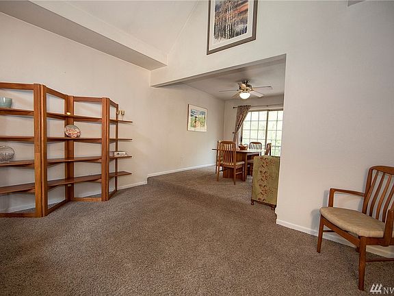 5th image of 42211 SE 168th St