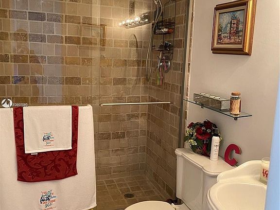 5th image of 2751 S Ocean Dr APT 1703N